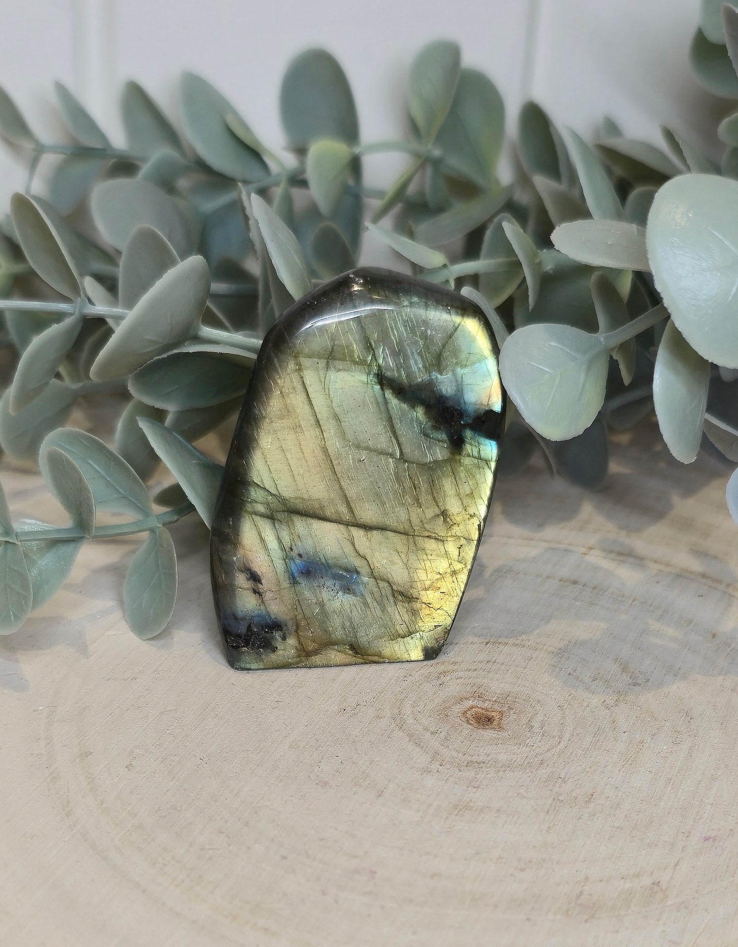 Freeform Labradorite