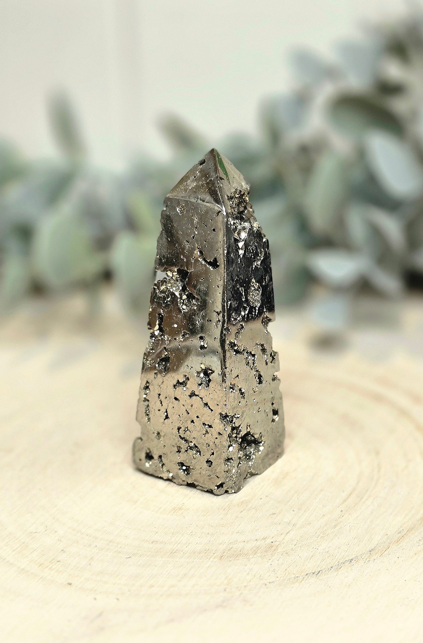 Pointe en Pyrite du Pérou