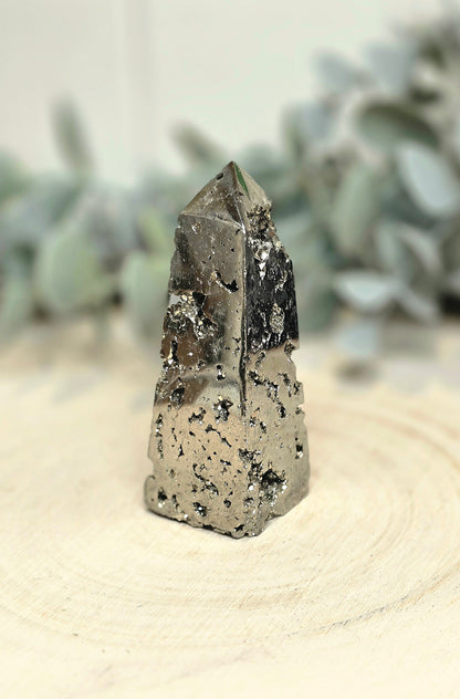 Pointe en Pyrite du Pérou