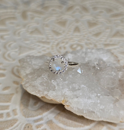Bague Pierre de lune et Topaze blanche