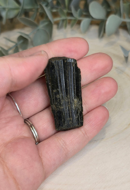Tourmaline verte brute