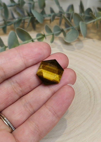 Étoile géométrique en Oeil de tigre