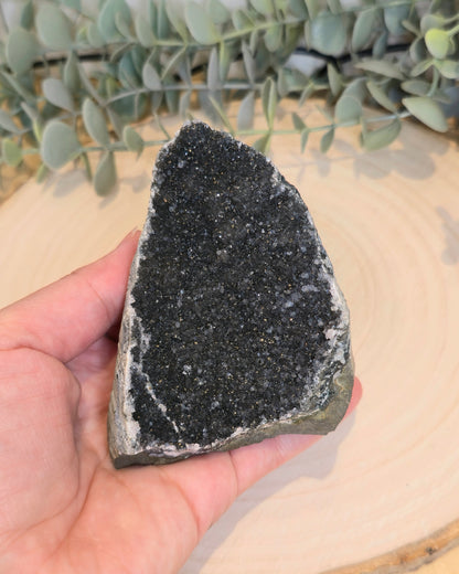 Amas d’Améthyste noire