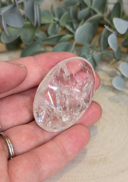Pierre de paume en Quartz clair (extra clair)