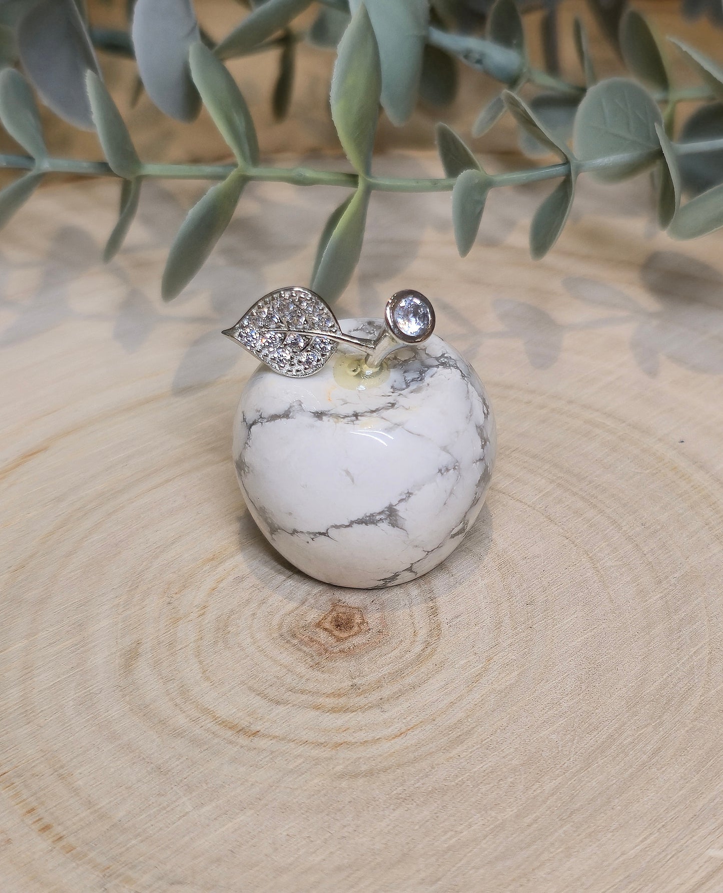 Pomme Howlite