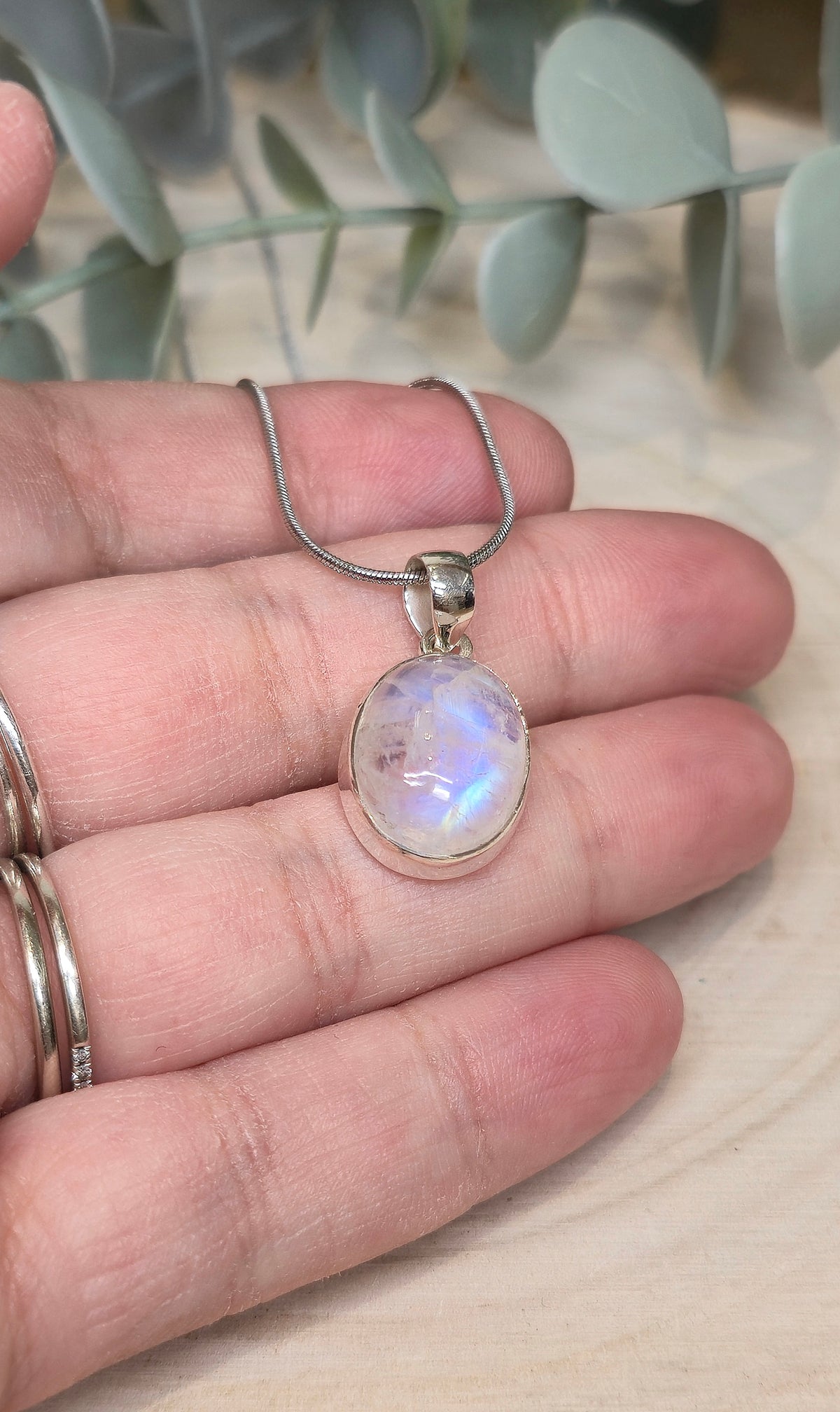Collier Pierre de lune ovale