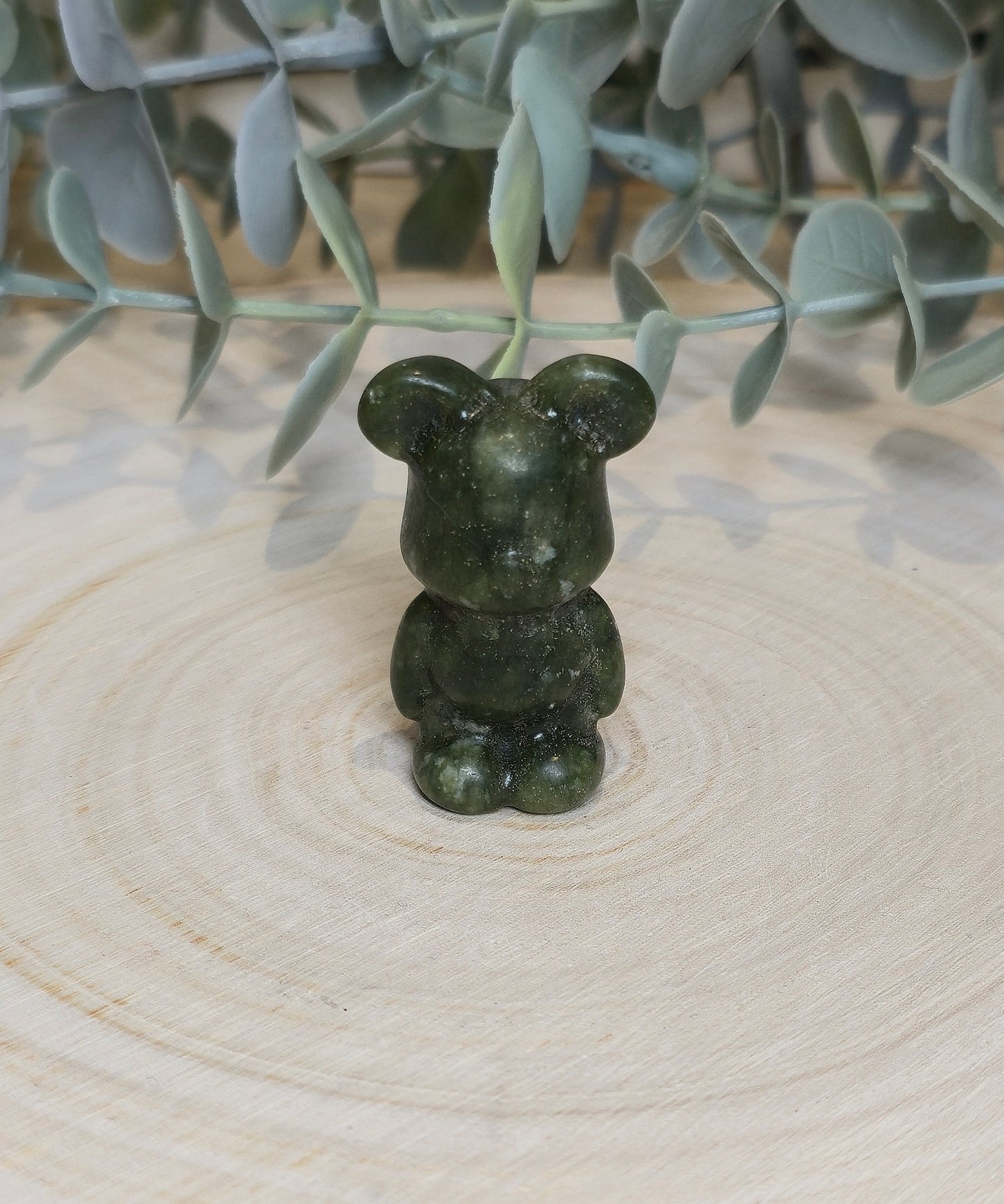 Ours Jade vert