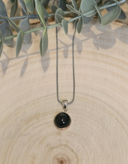 Collier Black star (Sapphire étoilé noir)