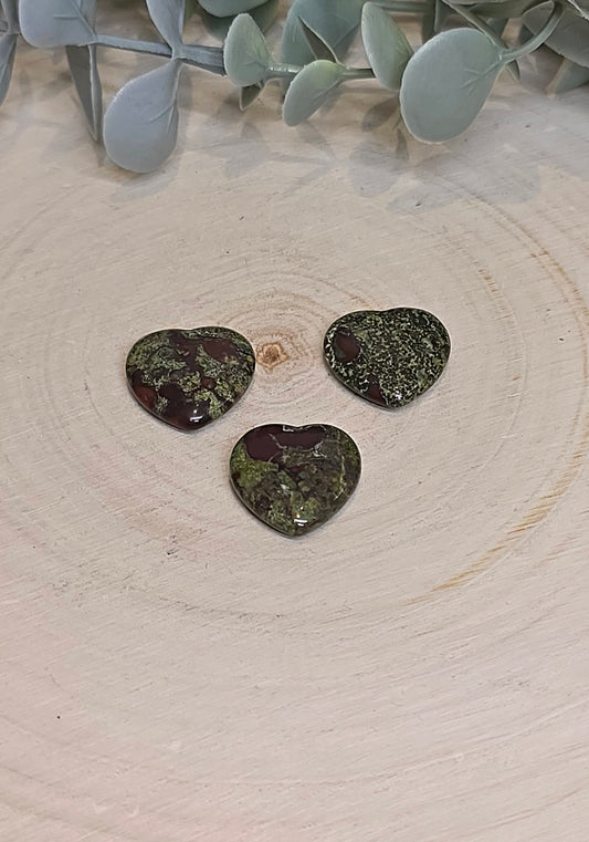 Coeur en Jaspe sang de dragon