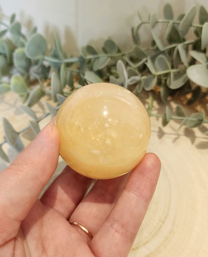 Sphère Calcite miel