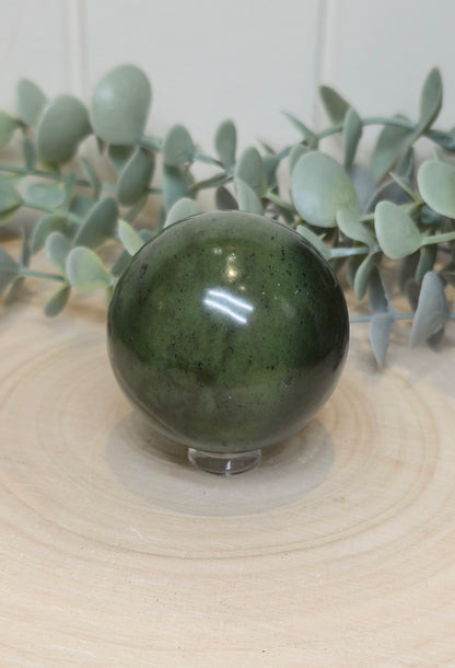 Sphère de Jade Néphrite
