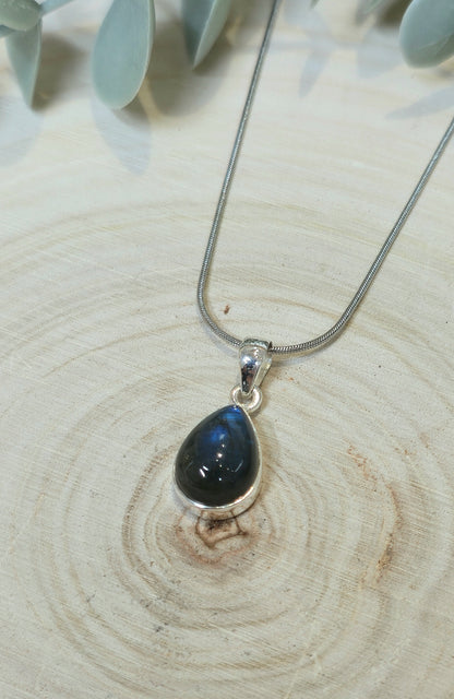 Collier Labradorite goutte