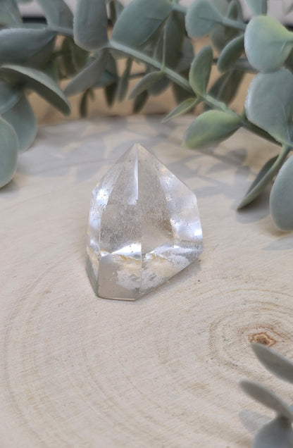 Pointe en Quartz clair de Madagascar