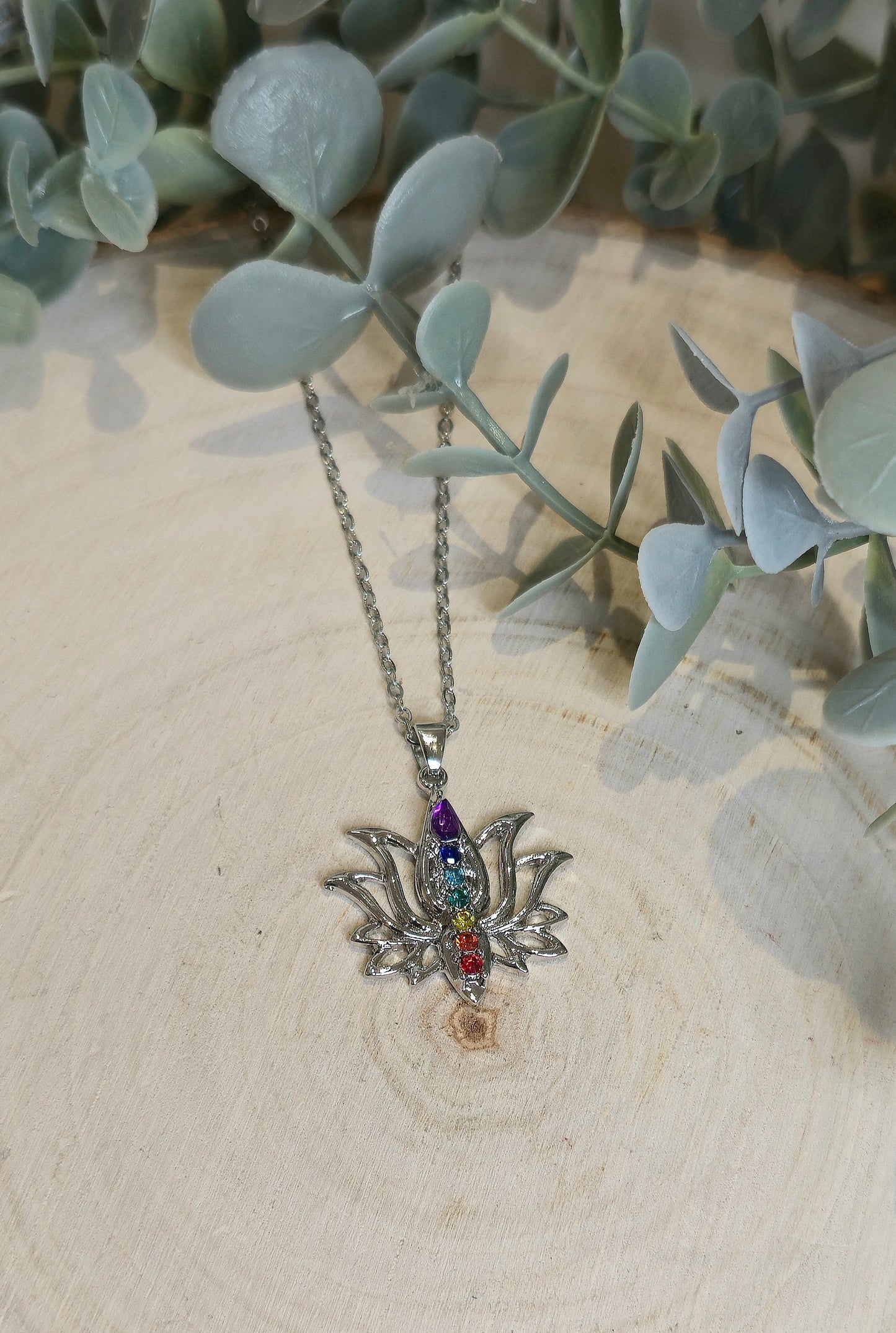 Collier Lotus chakras