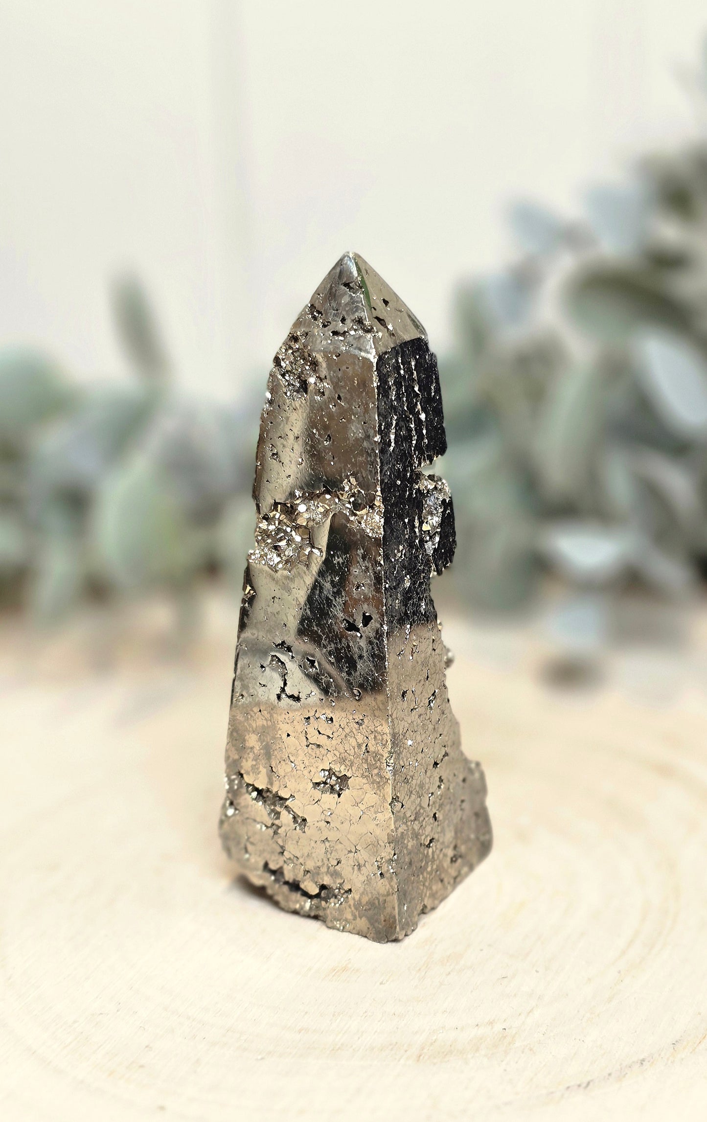 Pointe en Pyrite du Pérou