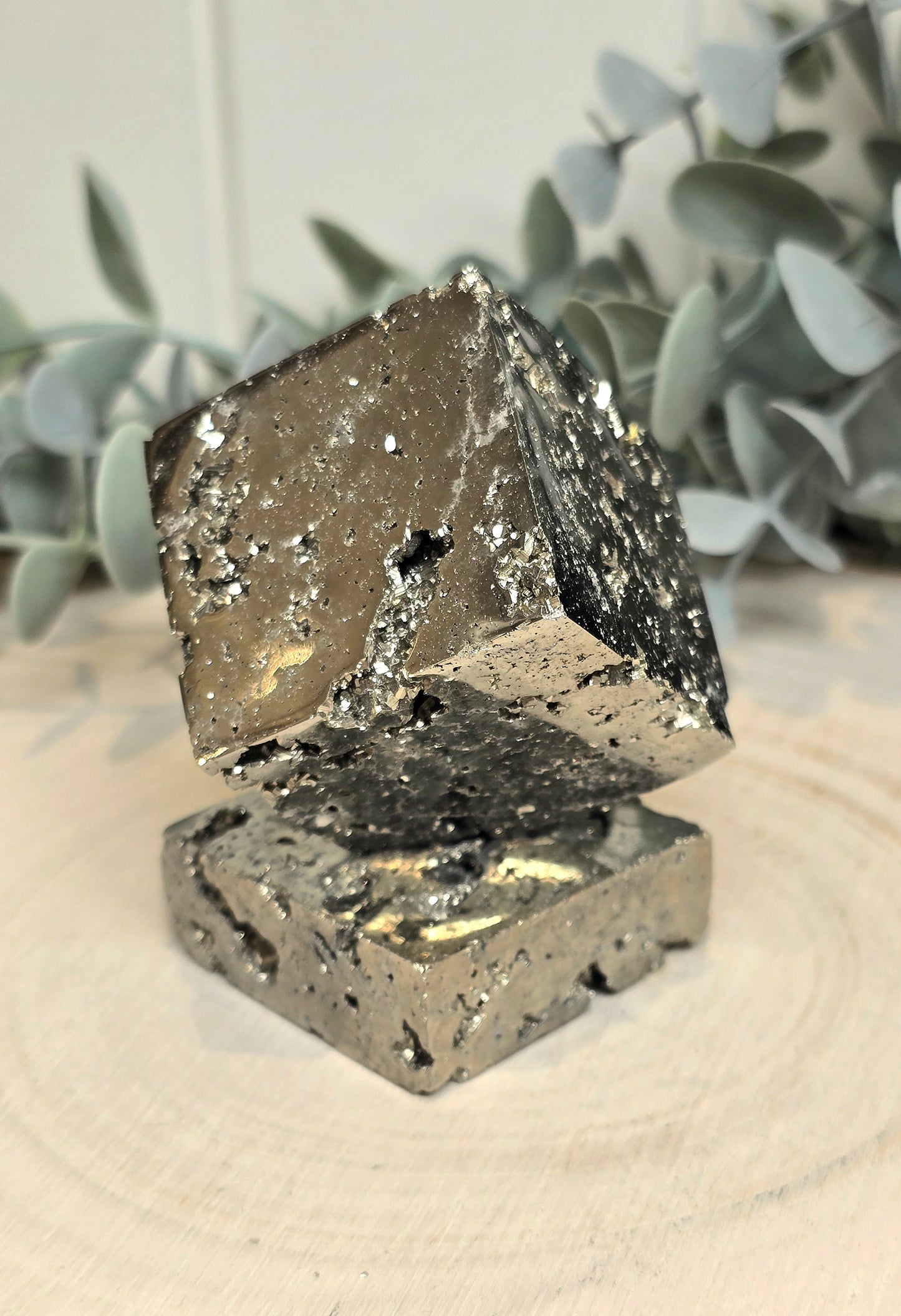 Cube flottant de Pyrite du Pérou
