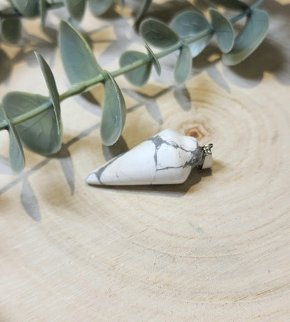 Pendule en pointe sans chaîne