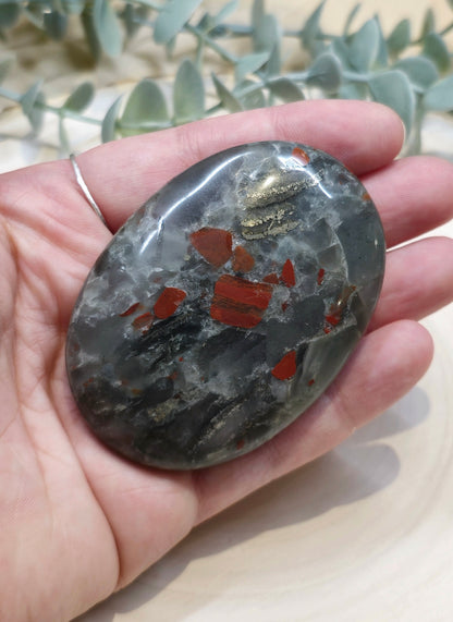 Pierre de paume en Pierre de sang