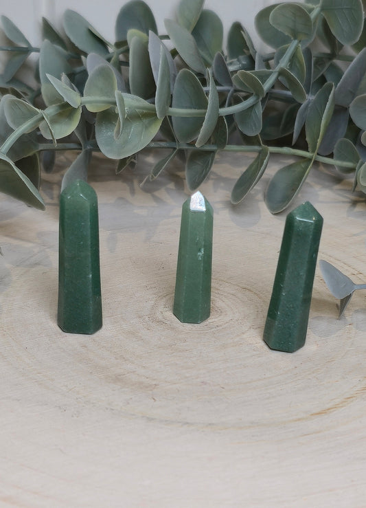 Petite Pointe en Quartz vert