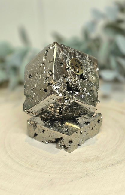 Cube flottant de Pyrite du Pérou