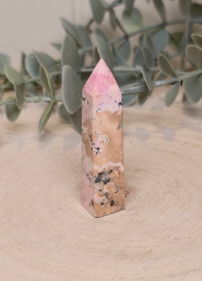 Pointe en Rhodonite du Pérou