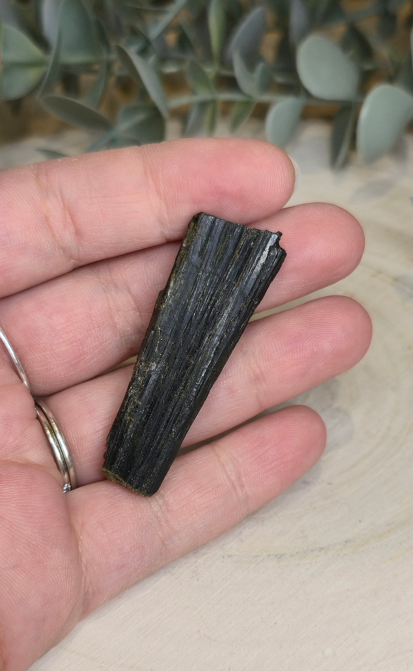 Tourmaline verte brute