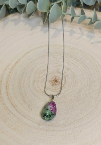 Collier Rubis zoïsite barattée