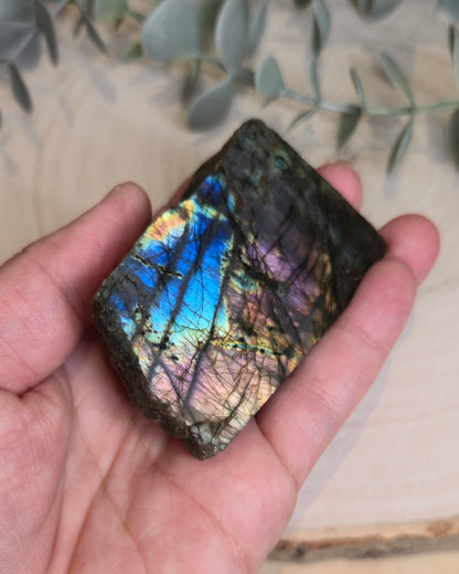 Labradorite brute de Madagascar