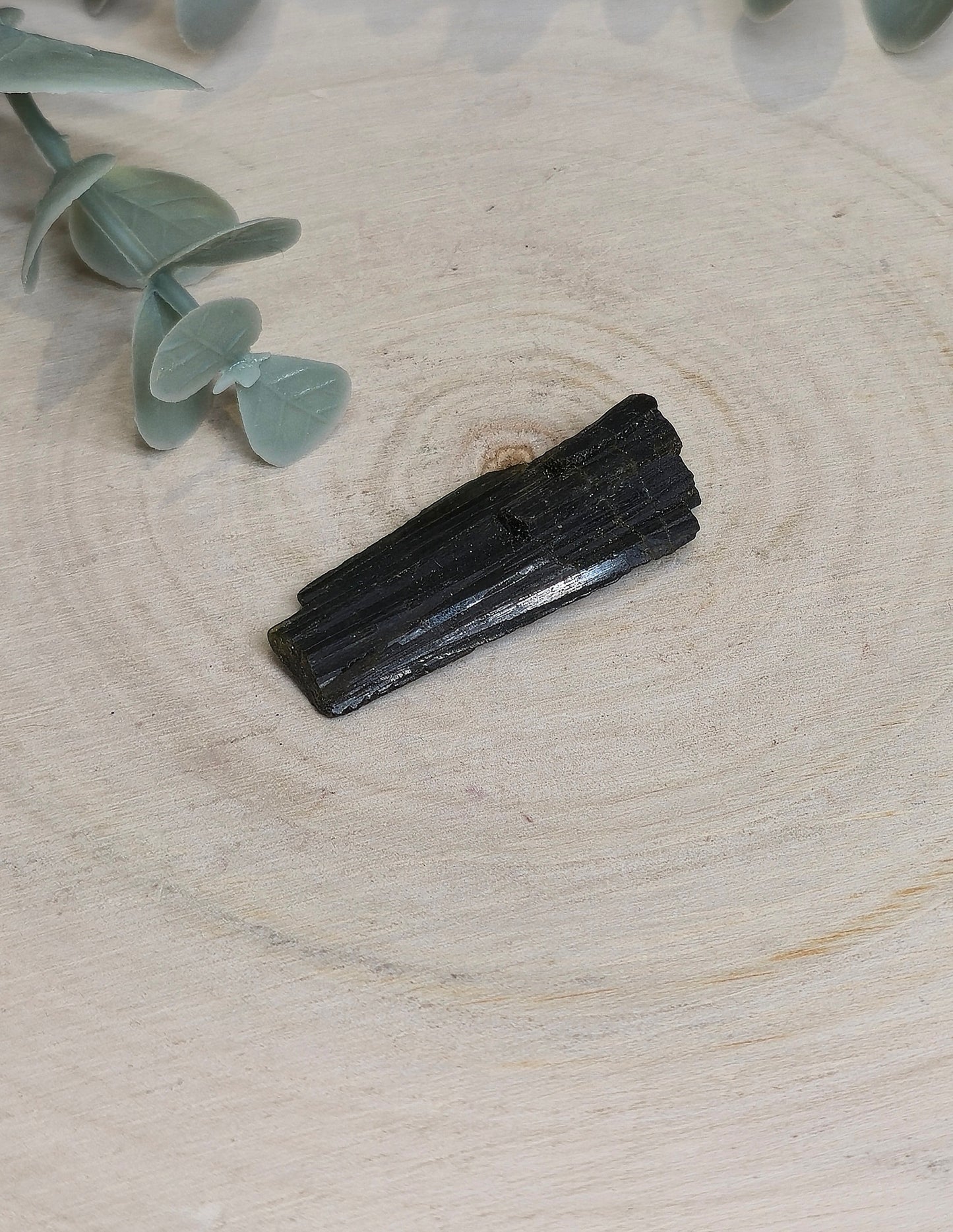 Tourmaline verte brute
