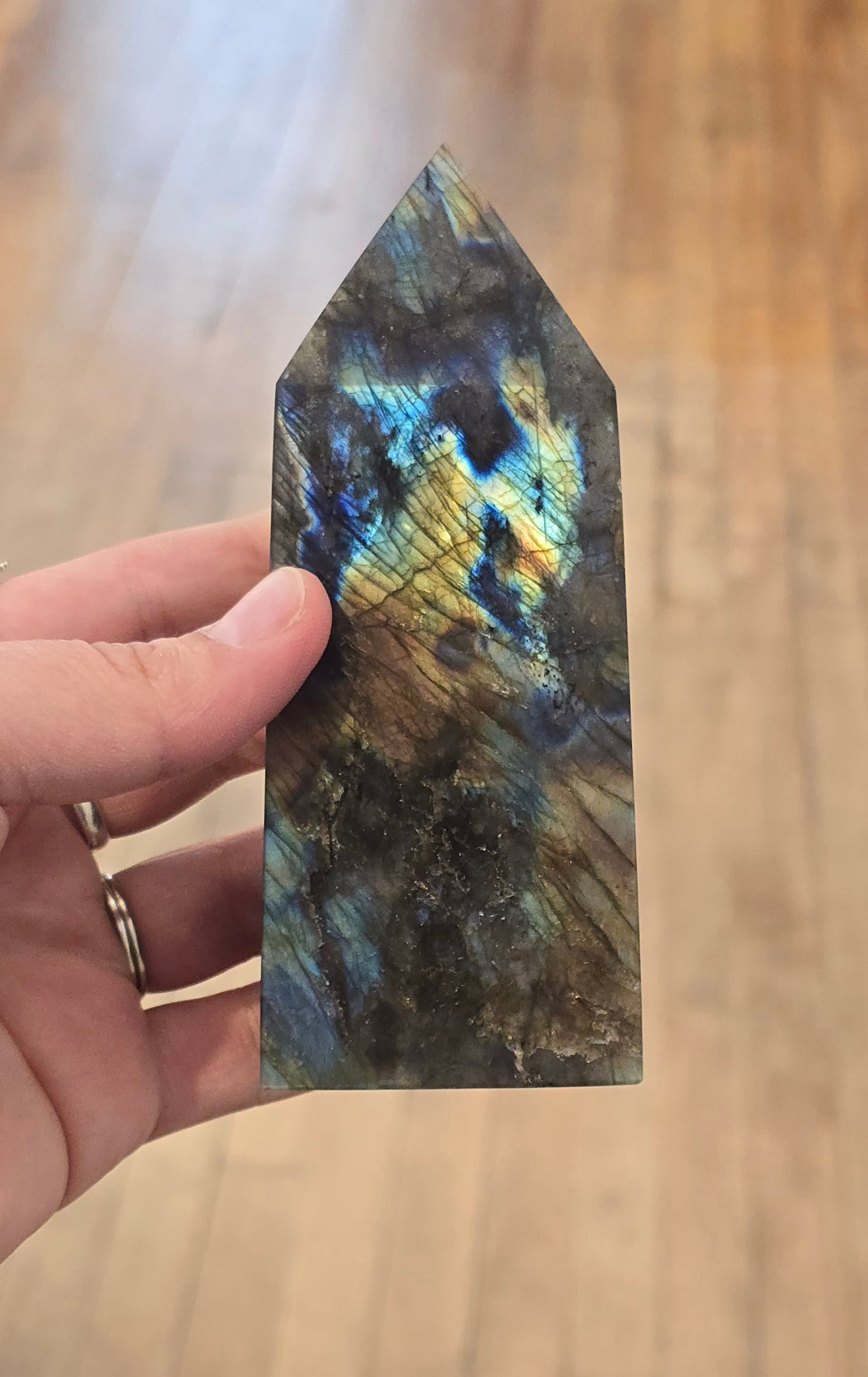 Pointe Labradorite