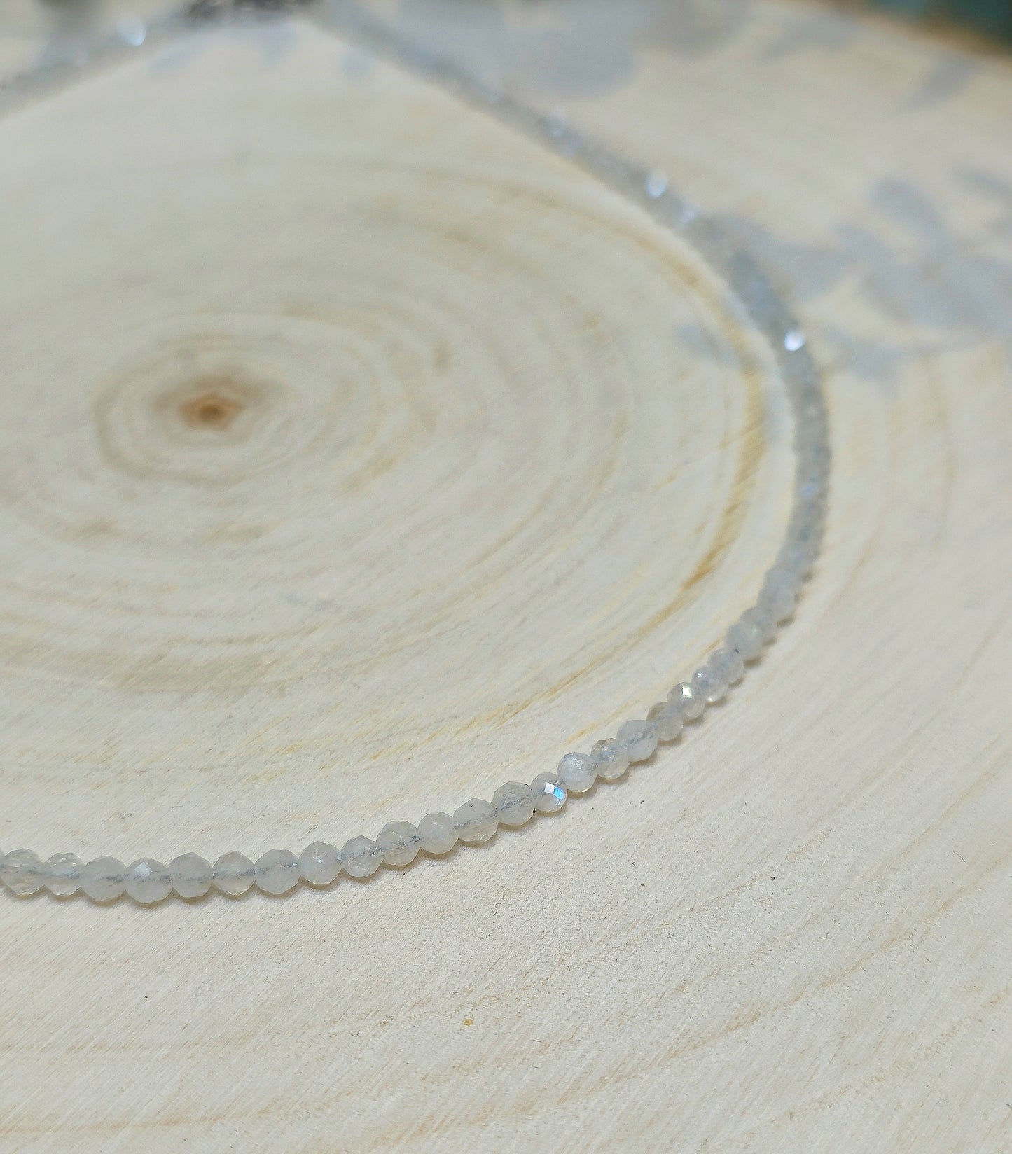 Collier Pierre de lune arc-en-ciel