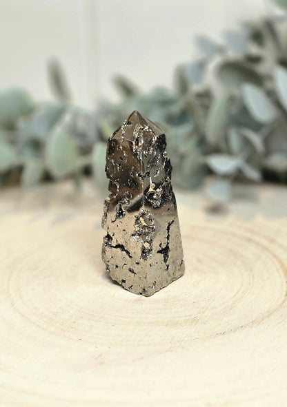 Pointe en Pyrite du Pérou