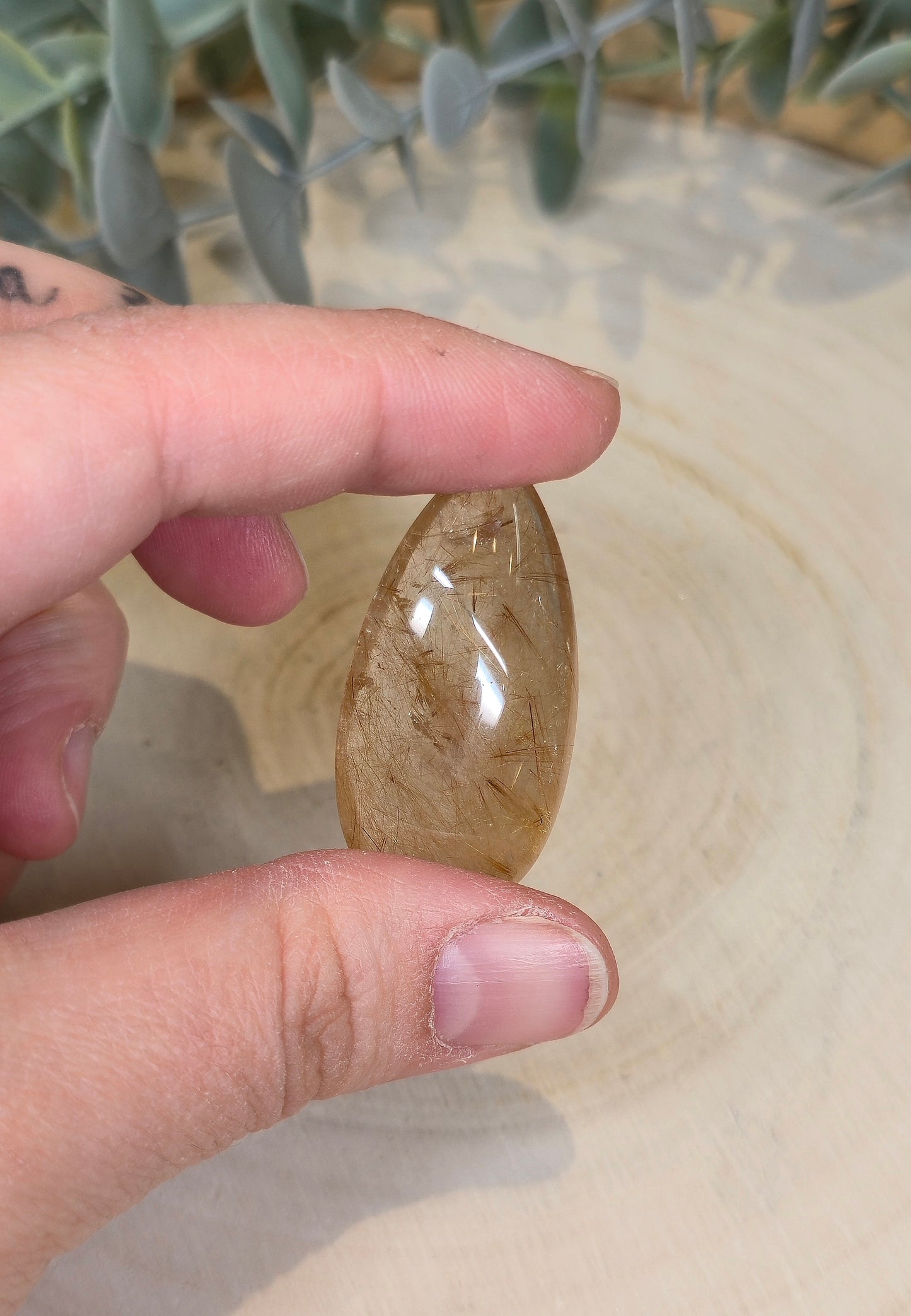 Quartz rutilé en goutte