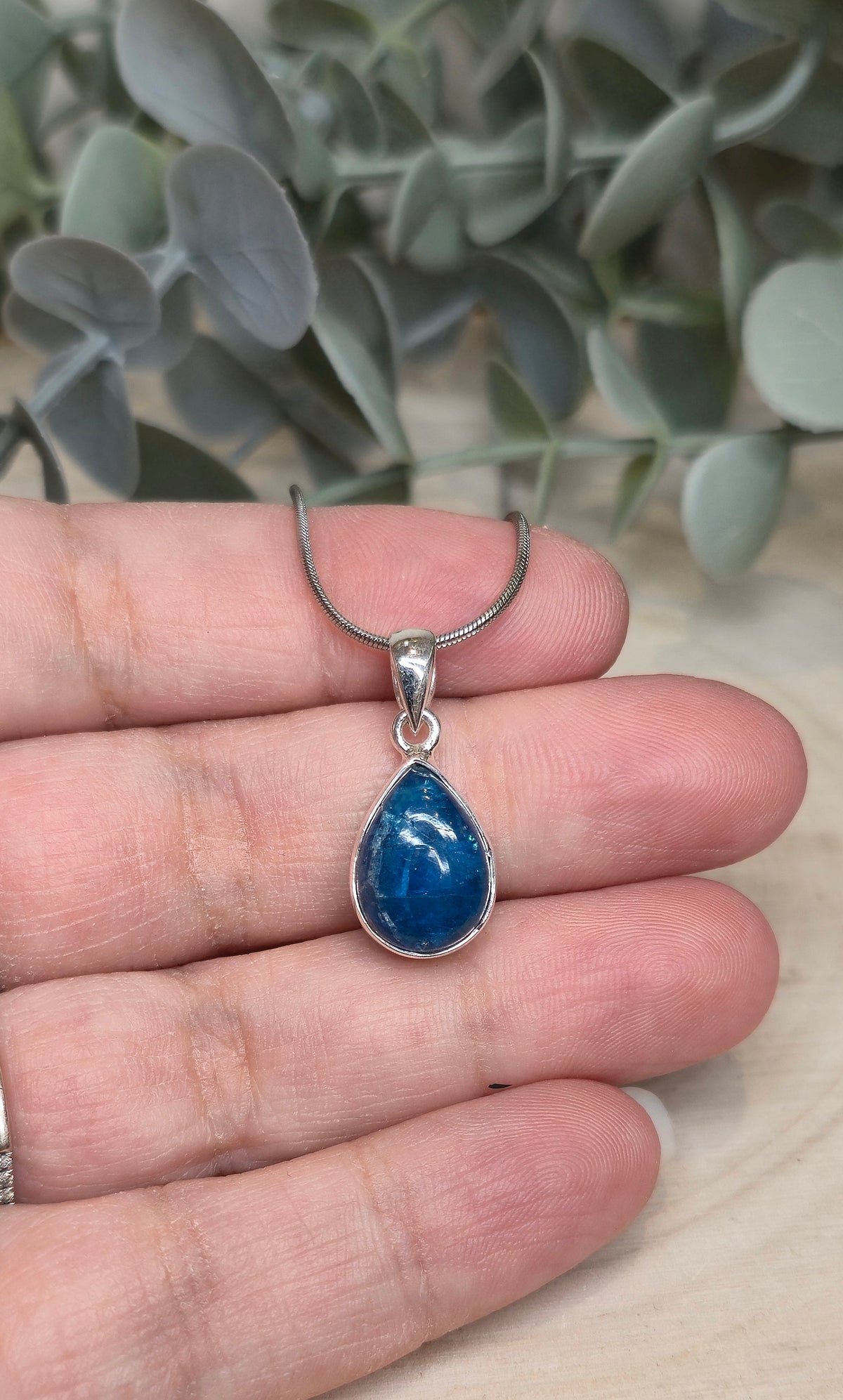Collier Apatite goutte
