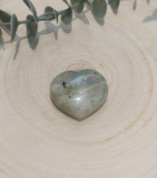 Coeur en Pierre de lune verte