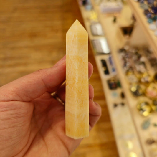 Pointe en Calcite jaune