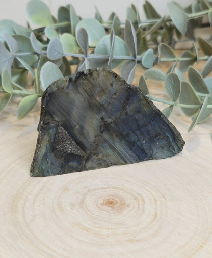 Labradorite brute