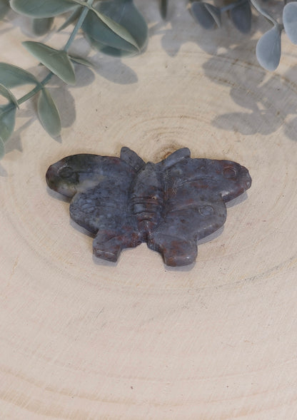 Papillon et fleurs en Jaspe océan