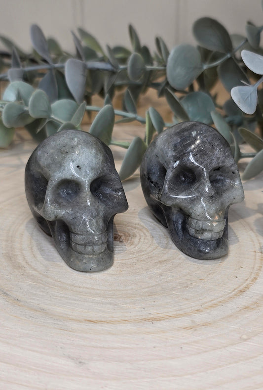 Crâne en Labradorite