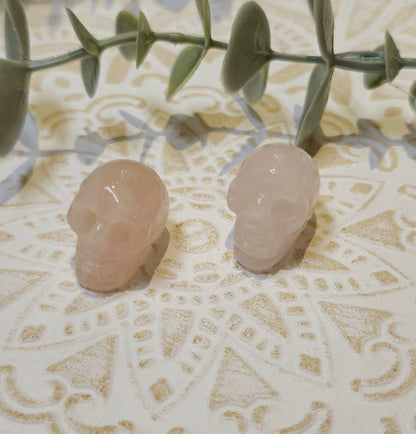 Mini Crâne en Quartz rose