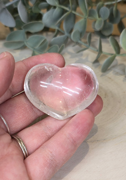 Coeur en Quartz clair (extra clair) du Brézil
