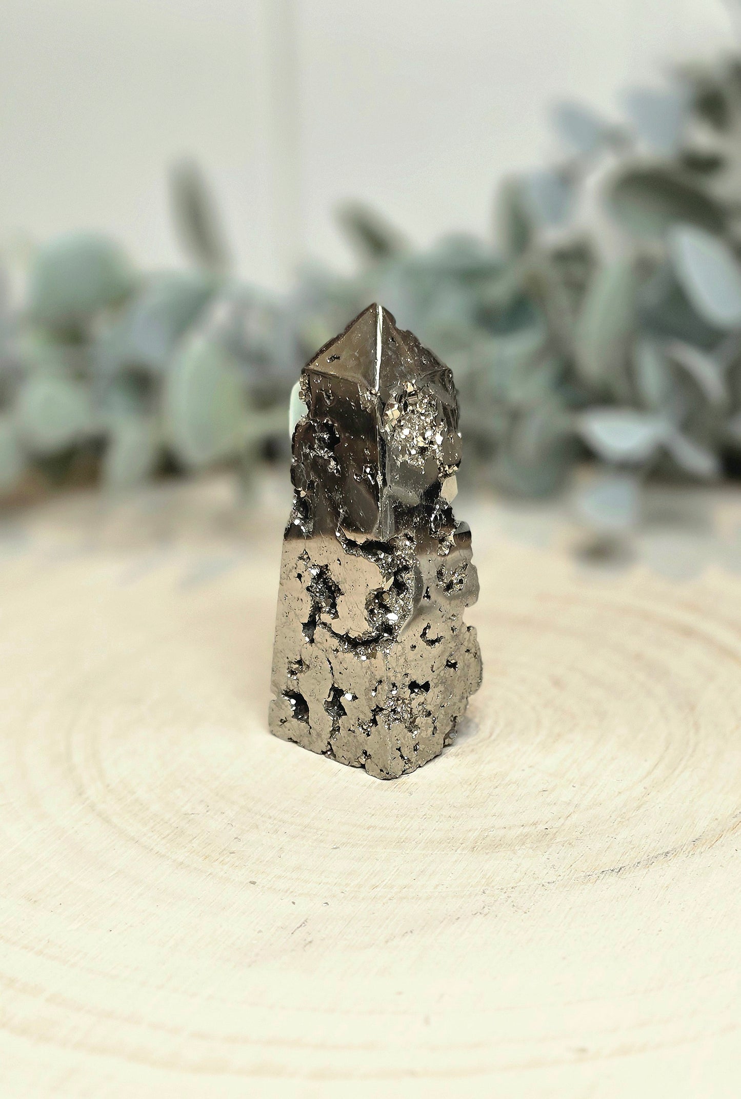Pointe en Pyrite du Pérou