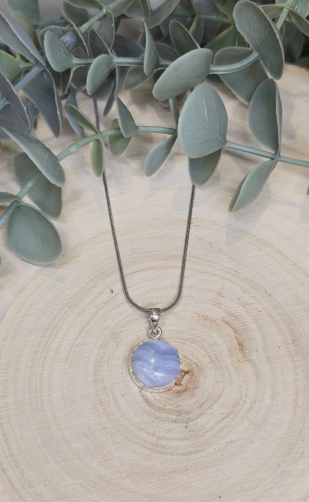 Collier Agate Dentelle