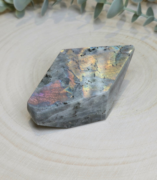 Freeform Labradorite