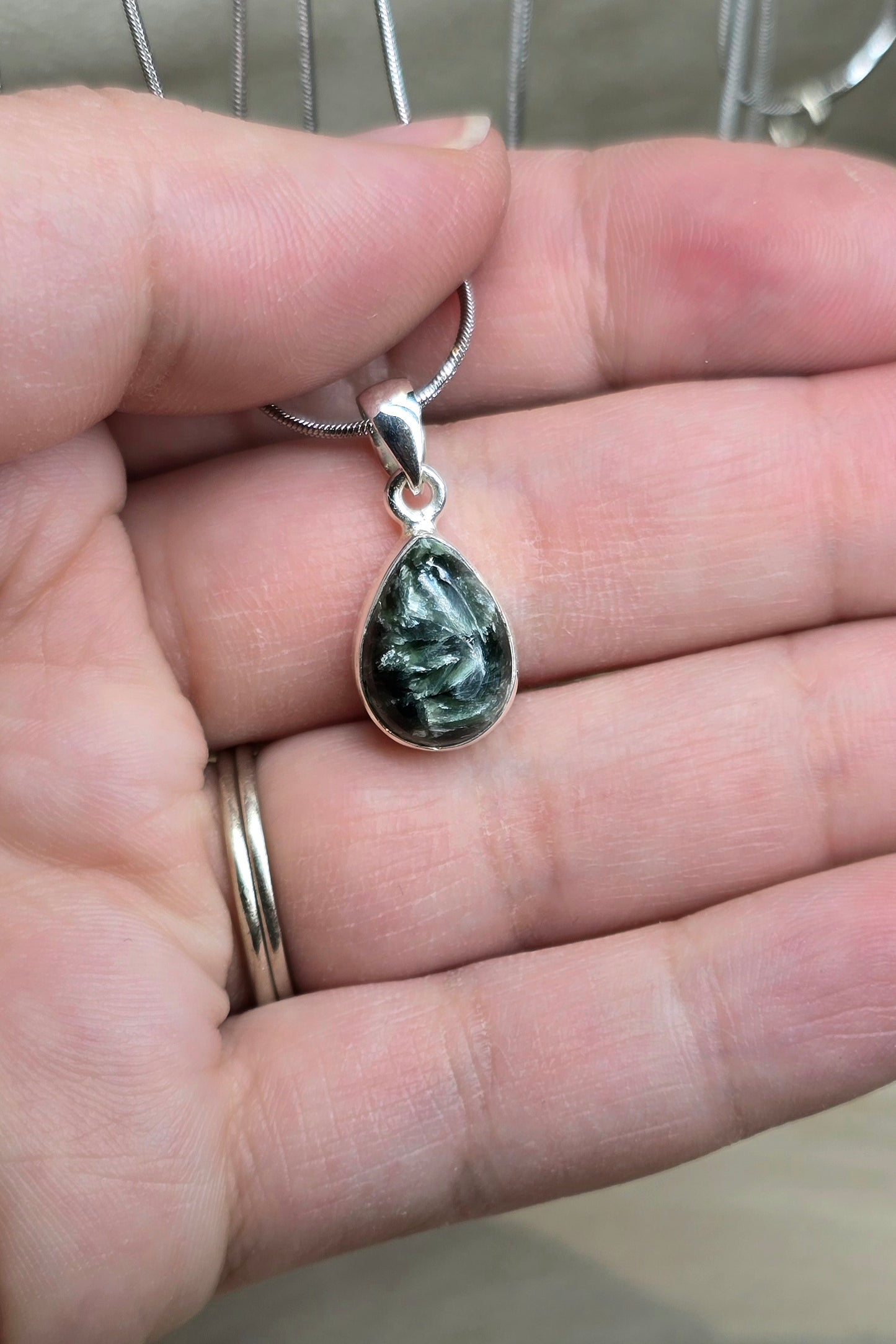 Collier Séraphinite