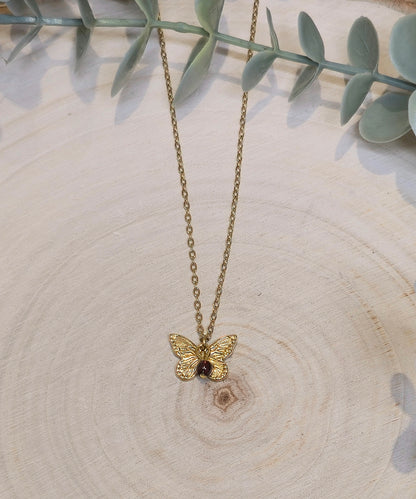Collier Papillon et pierre gold