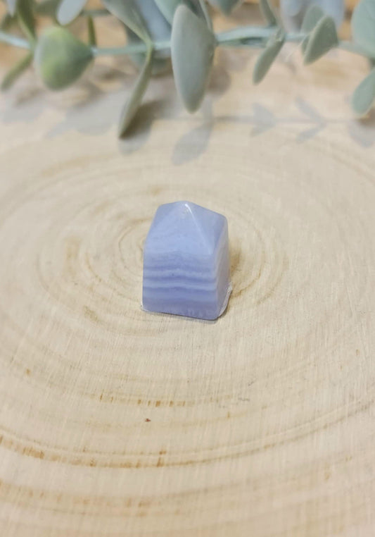Pointe Agate dentelle bleue