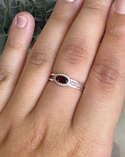 Bague Grenat ovale