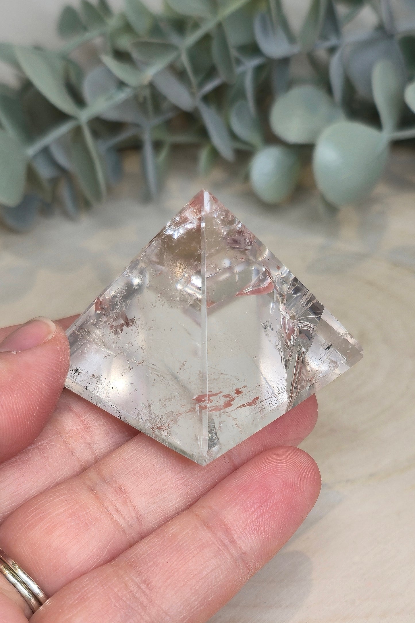 Pyramide Quartz clair (extra clair)