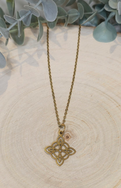 Collier Noeud de sorcière petit gold